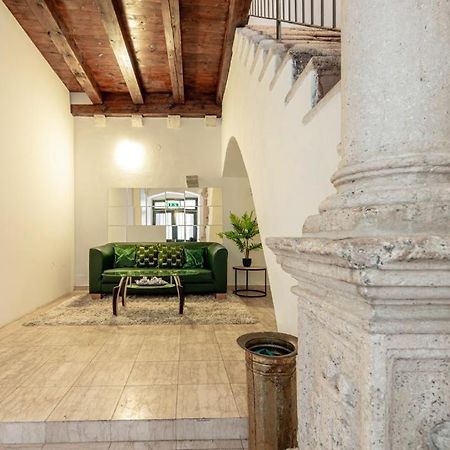 דוברובניק Relaxing Apartment Paulina With Balcony מראה חיצוני תמונה