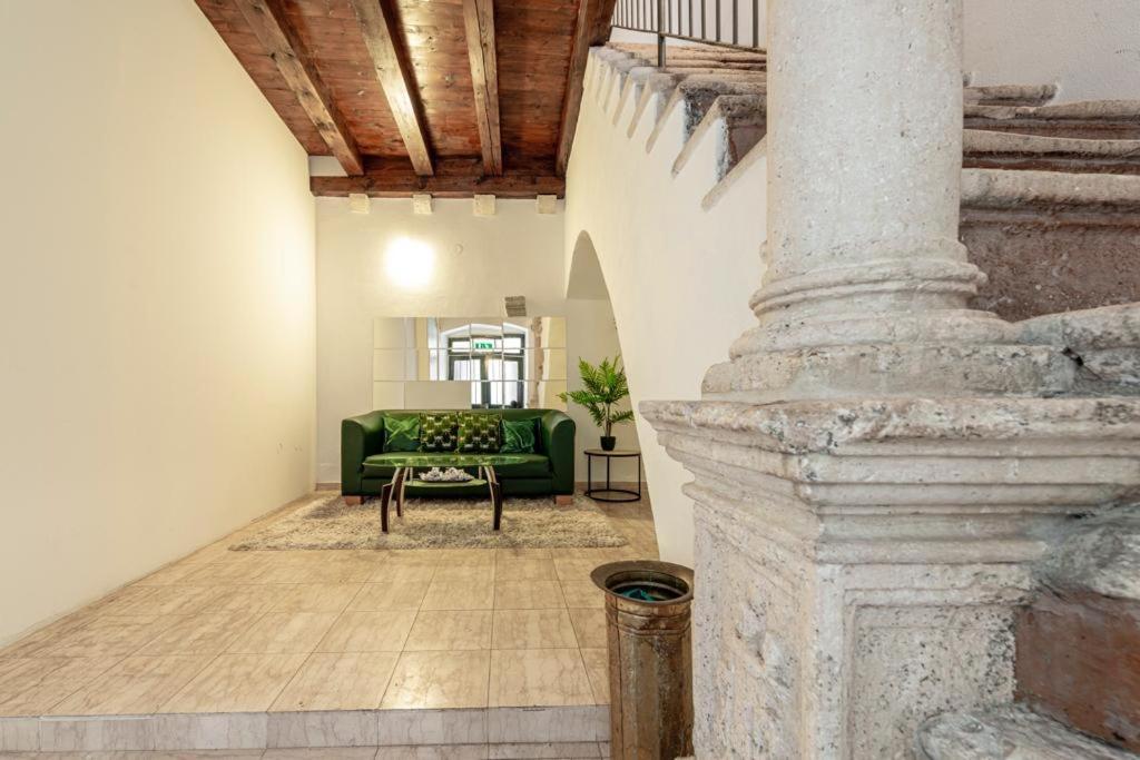 דוברובניק Relaxing Apartment Paulina With Balcony מראה חיצוני תמונה